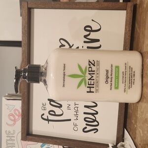 Hempz Body Moisturizer